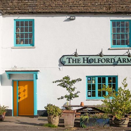 Готель The Holford Arms Тетбері Екстер'єр фото